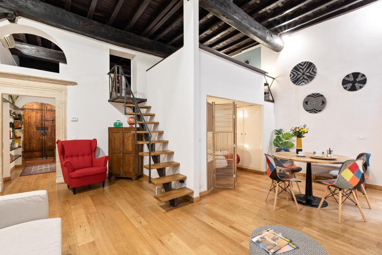 Ferienwohnung Rome As You Feel - Charming Loft In Navona Exterior foto