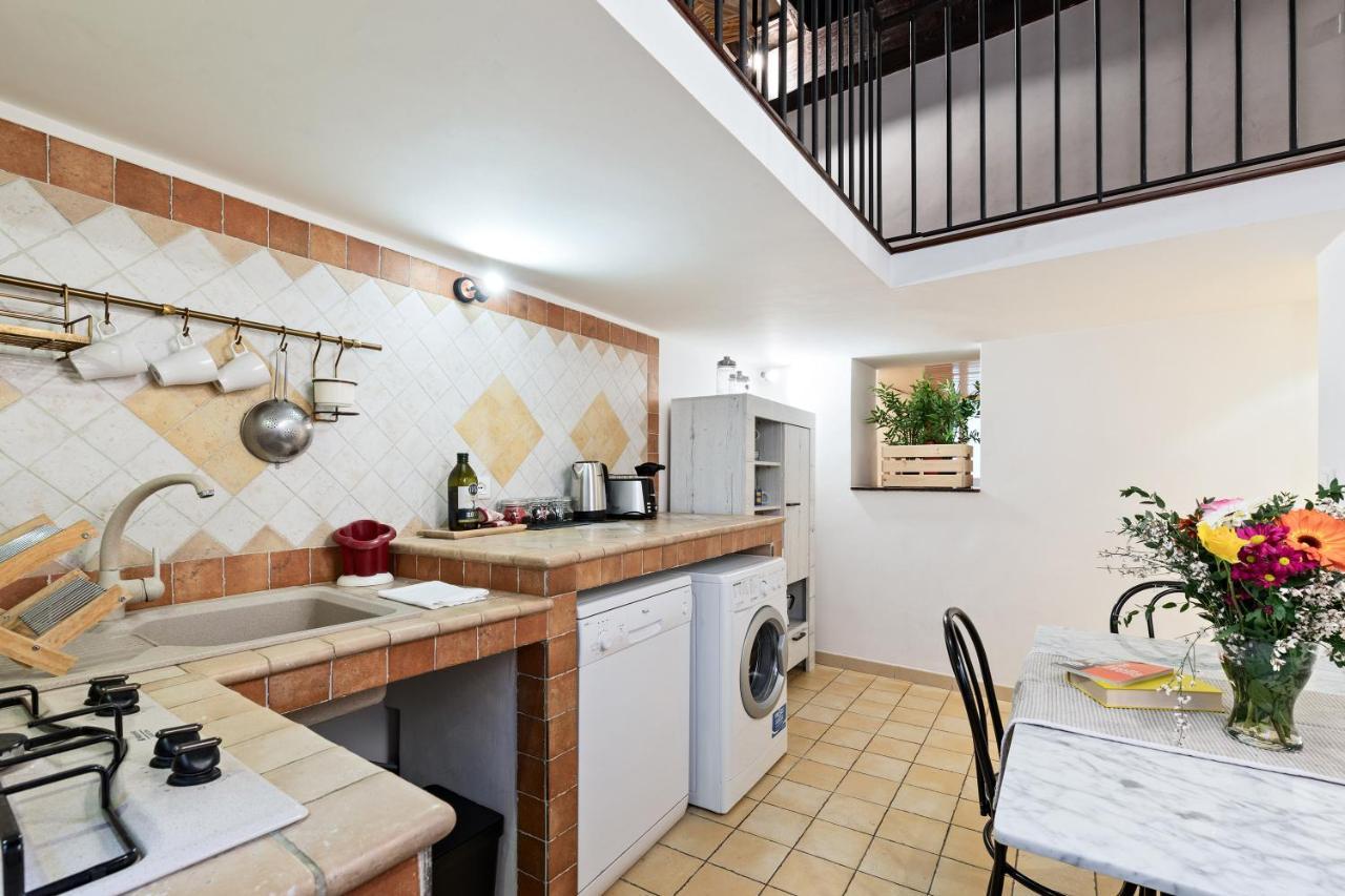 Ferienwohnung Rome As You Feel - Charming Loft In Navona Exterior foto